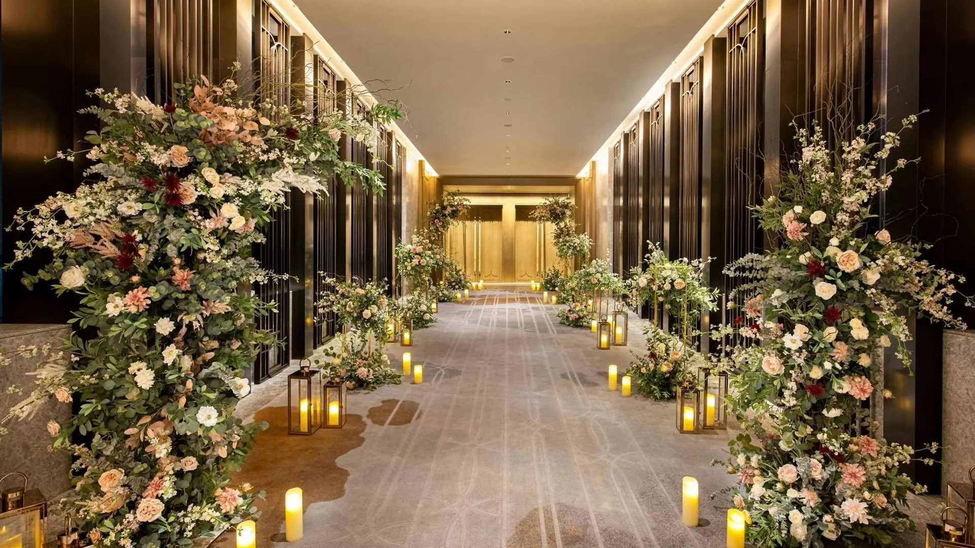 The St. Regis Hong Kong Hotel 5*,  China