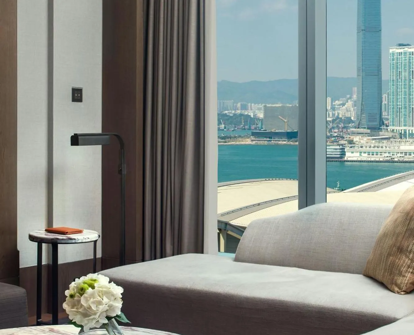 The St. Regis Hong Kong Hotel
